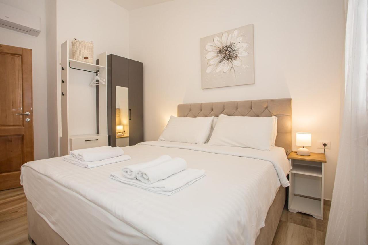 Holiday Home Camellia Пореч Екстериор снимка