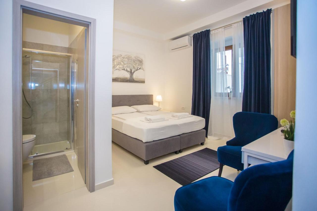 Holiday Home Camellia Пореч Екстериор снимка